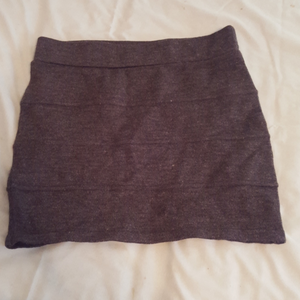 Gray mini skirt